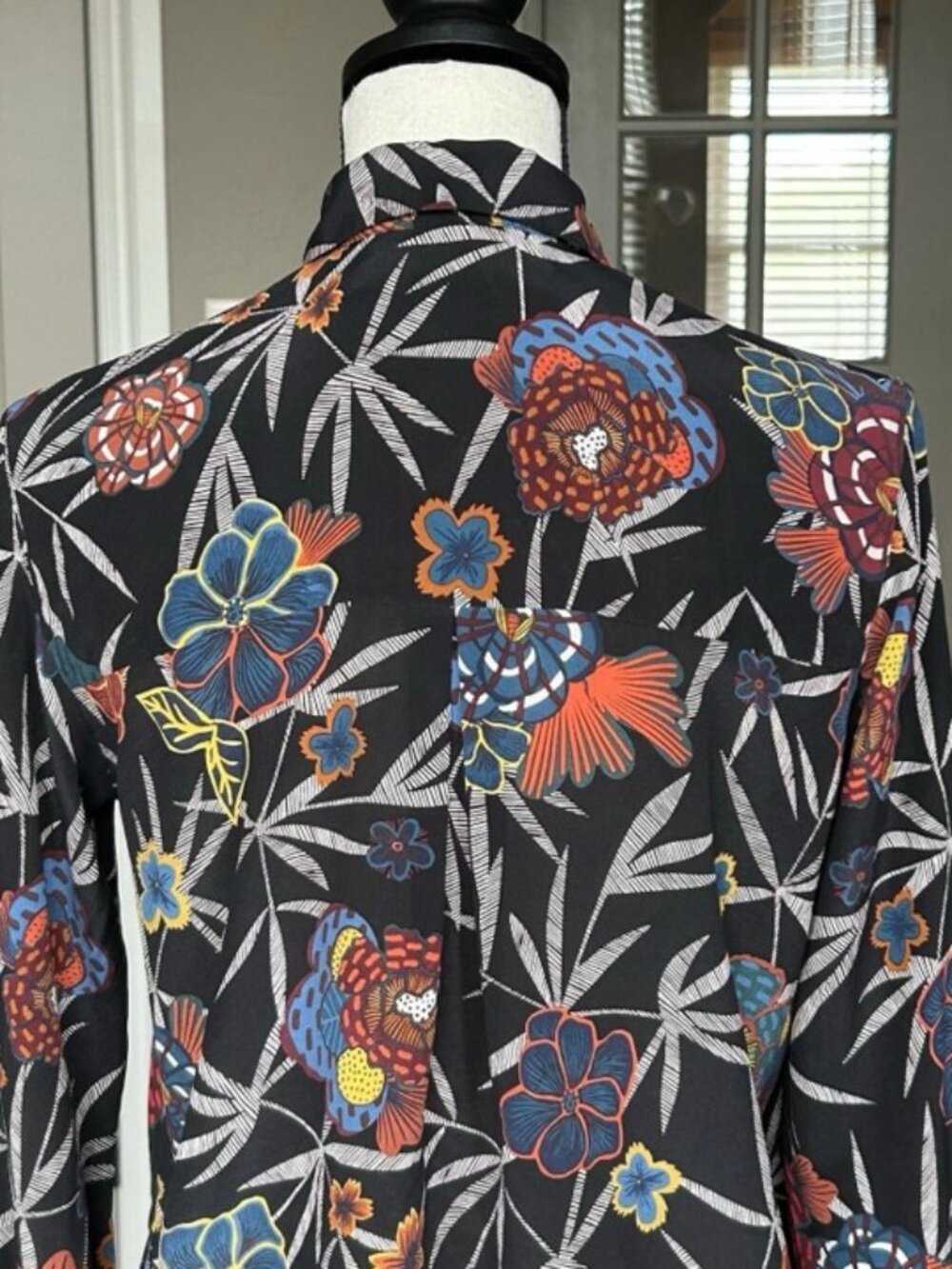 & Other Stories 100% Silk Black Floral Blouse Long Sleeve Romantic Chic Sz 6 - Picture 7 of 11